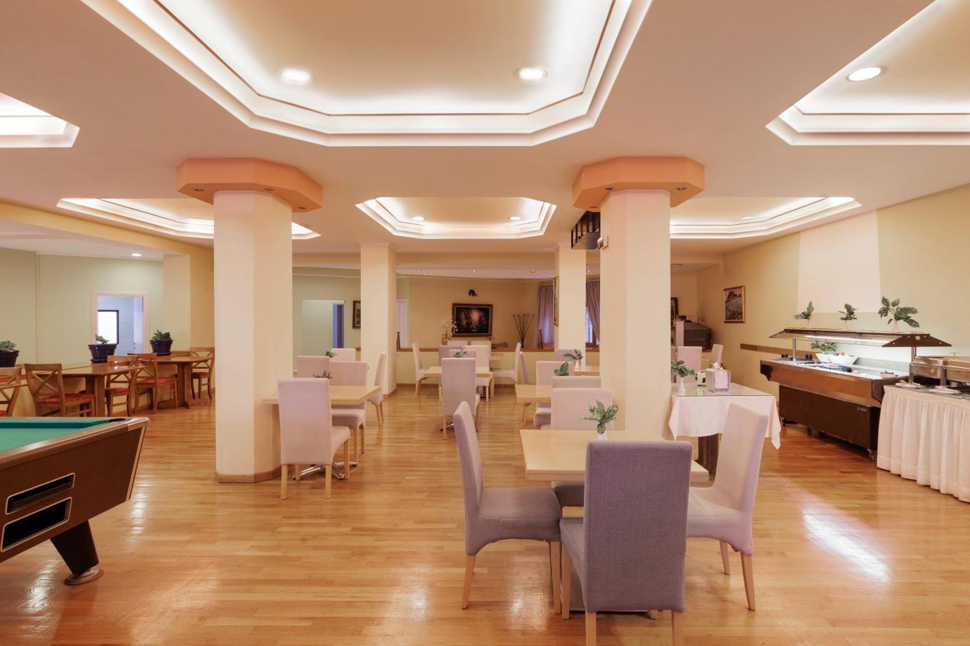 Louvre Hotel Gouvia Dış mekan fotoğraf