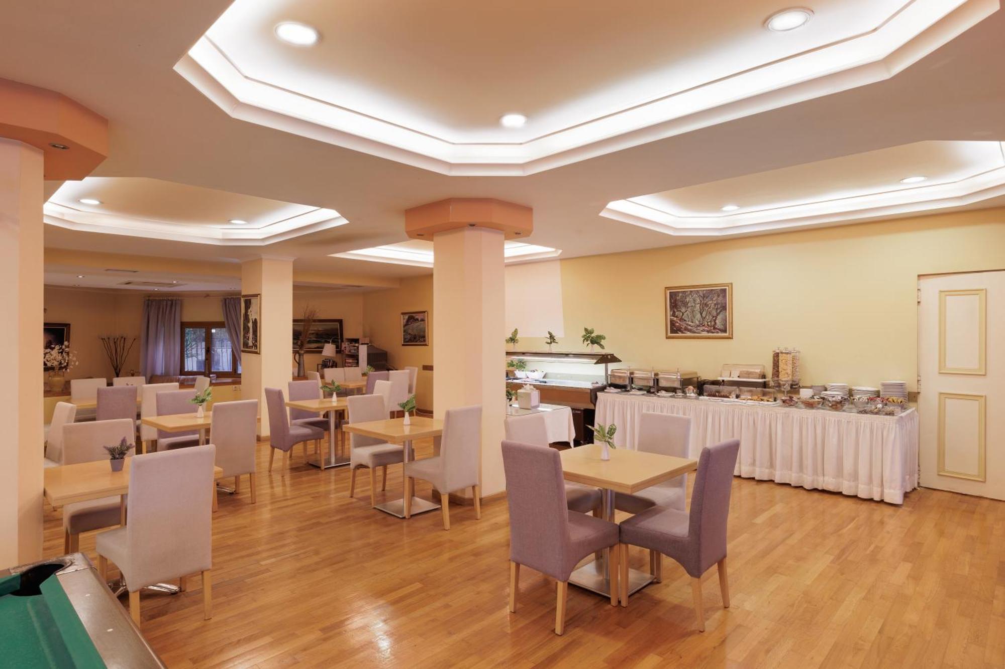 Louvre Hotel Gouvia Dış mekan fotoğraf