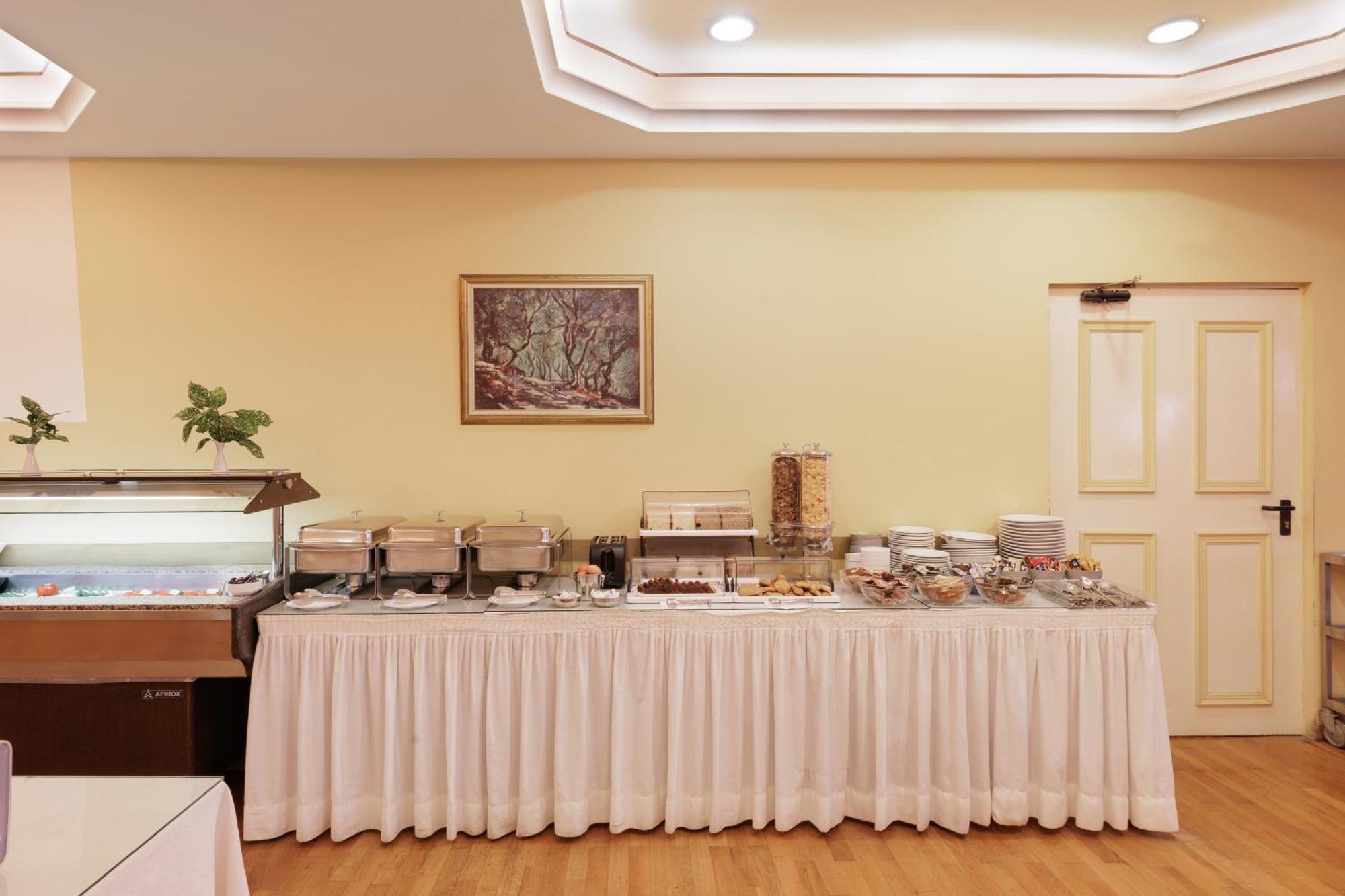 Louvre Hotel Gouvia Dış mekan fotoğraf