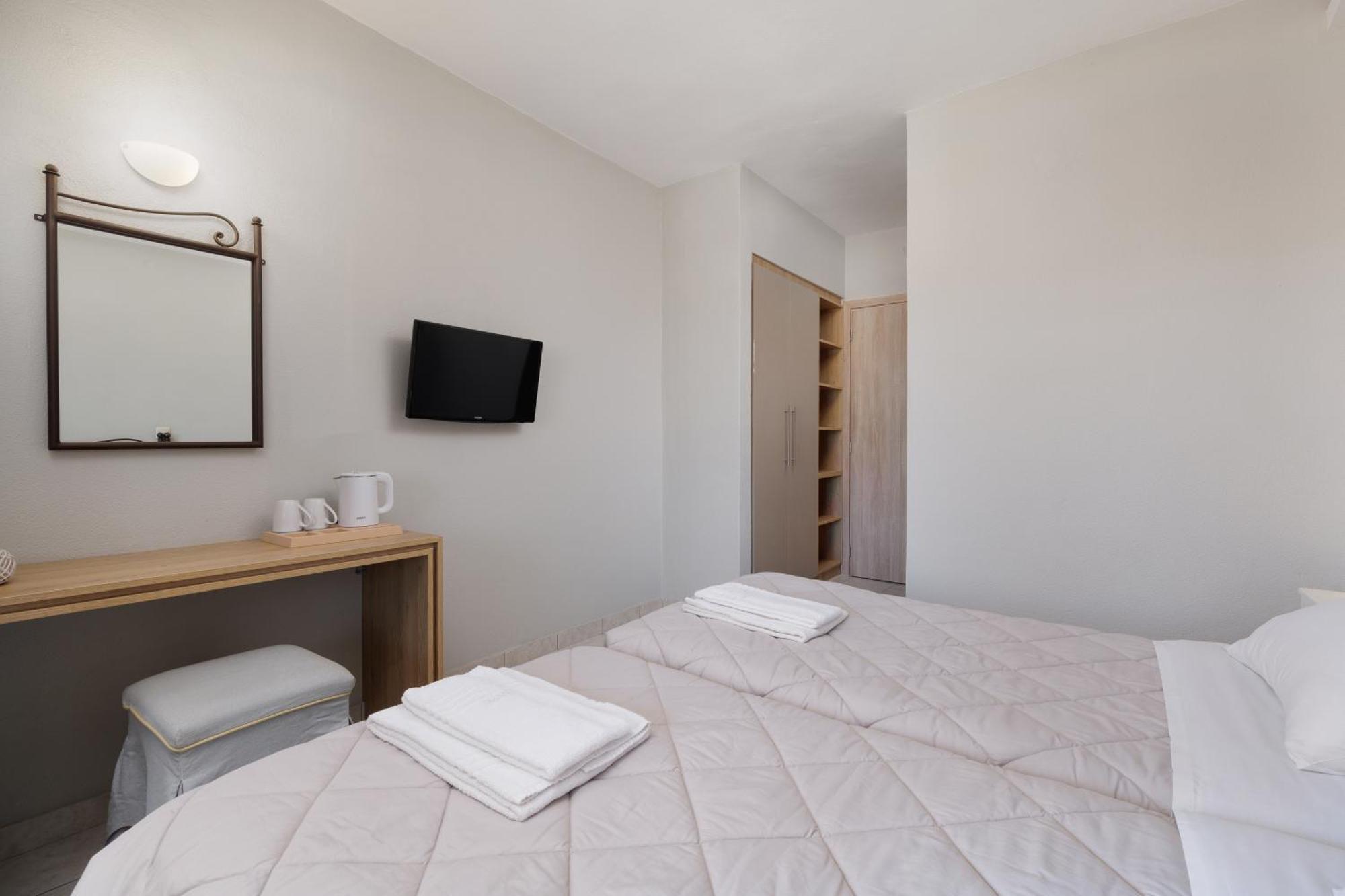 Louvre Hotel Gouvia Dış mekan fotoğraf
