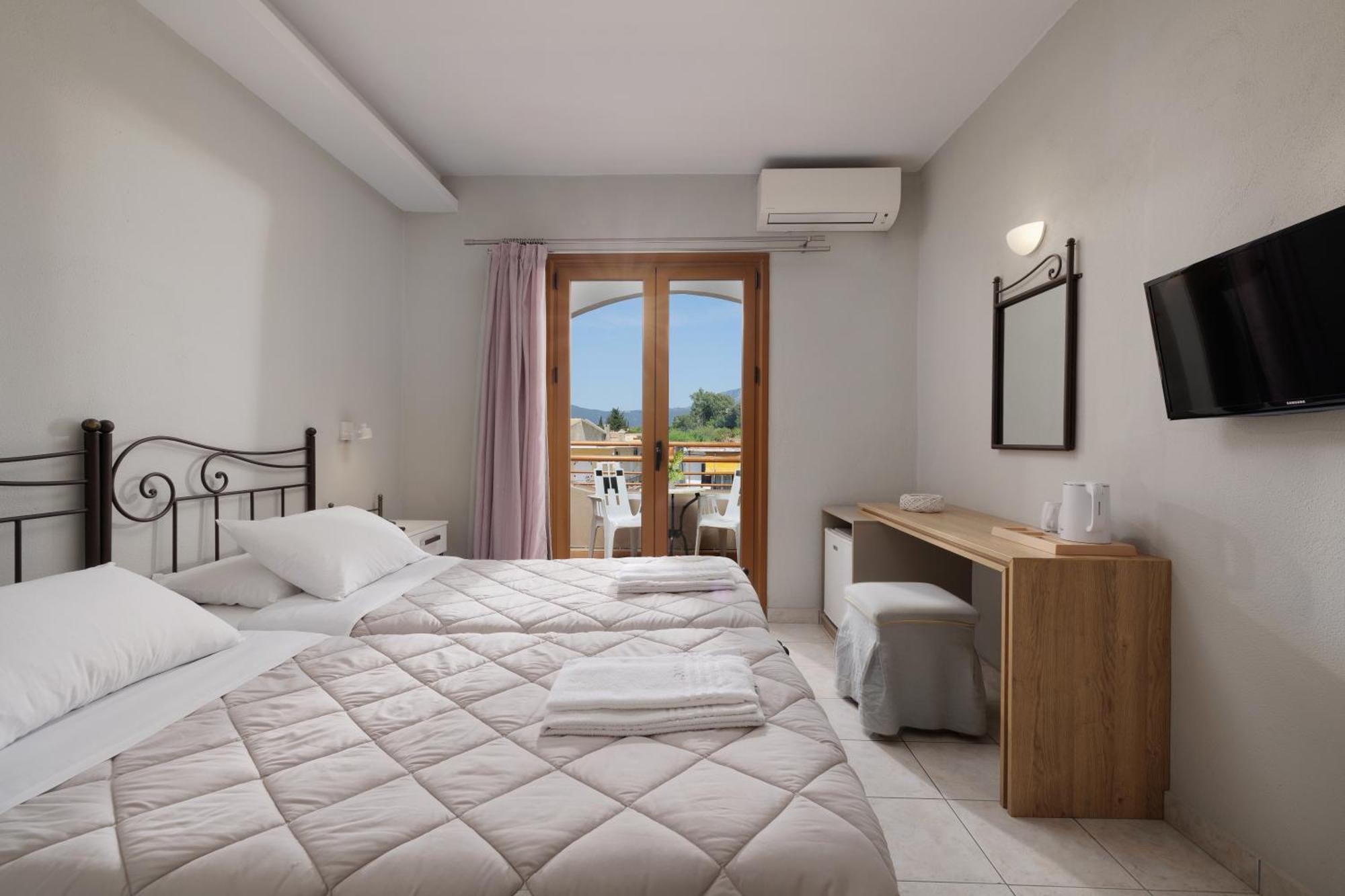 Louvre Hotel Gouvia Dış mekan fotoğraf